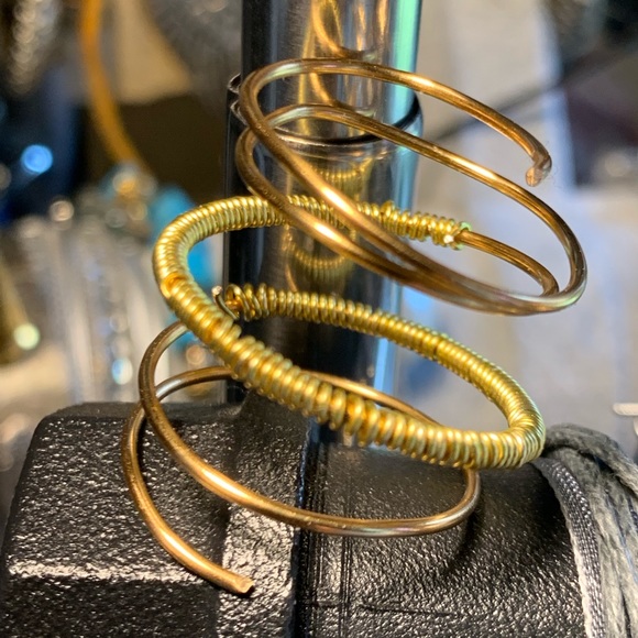 Knuckle Cage Ring - Picture 3 of 3